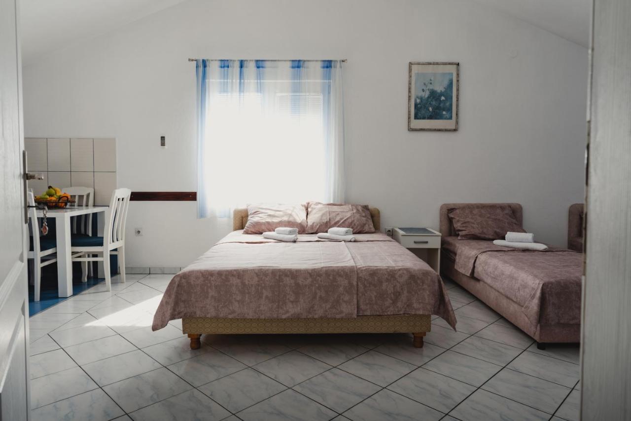 Apartments Djukic Tivat Exterior foto