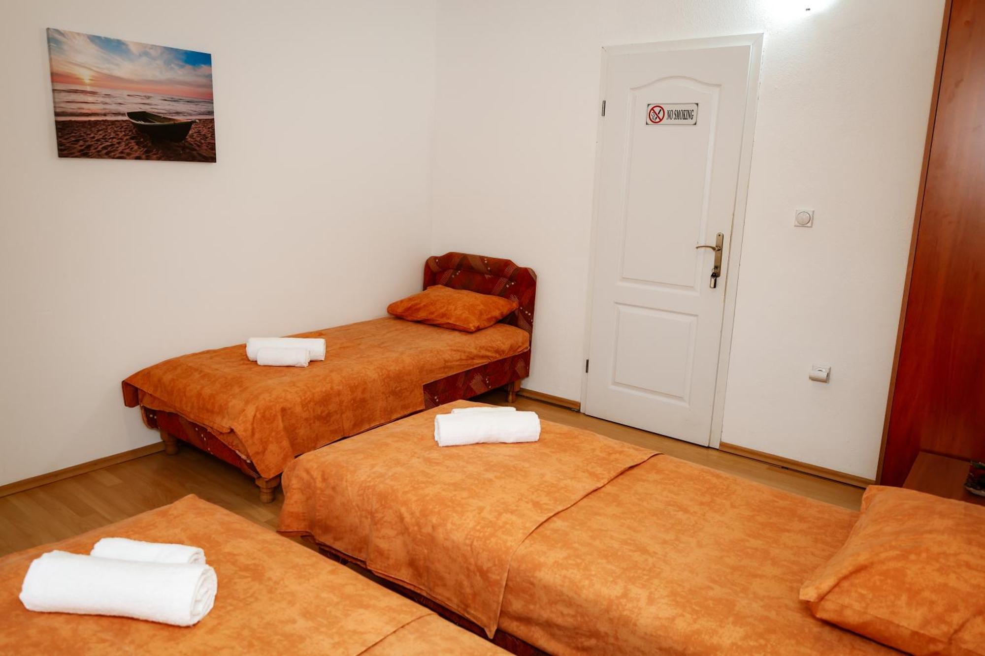Apartments Djukic Tivat Exterior foto